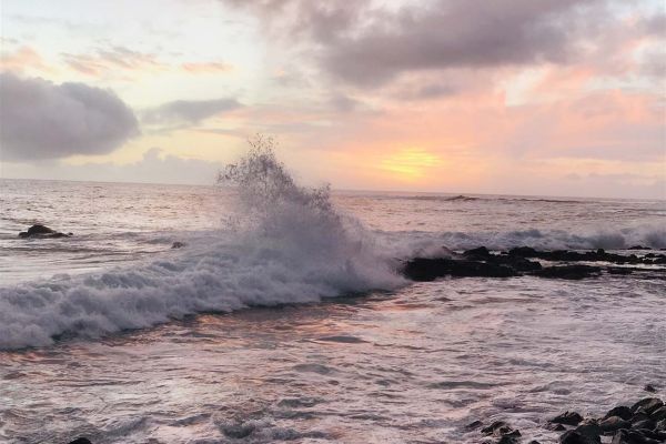 Ocean Waves at Poipu Shores
